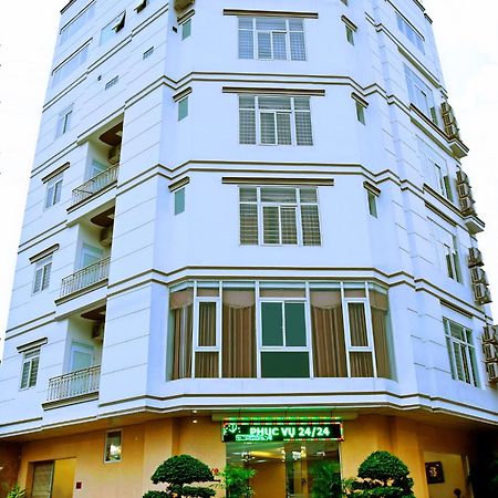 Khach San Hiep Thanh バンメトート エクステリア 写真